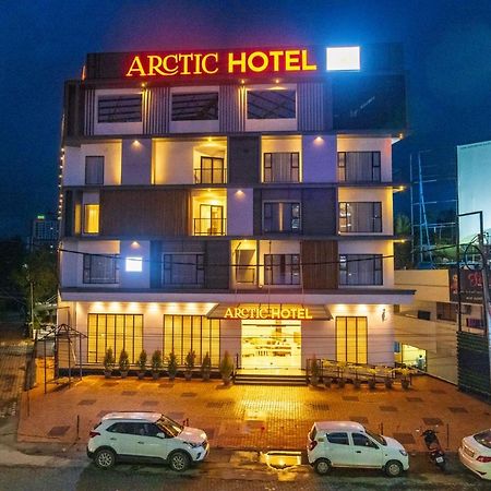 Arctic Hotel Kochi Екстер'єр фото