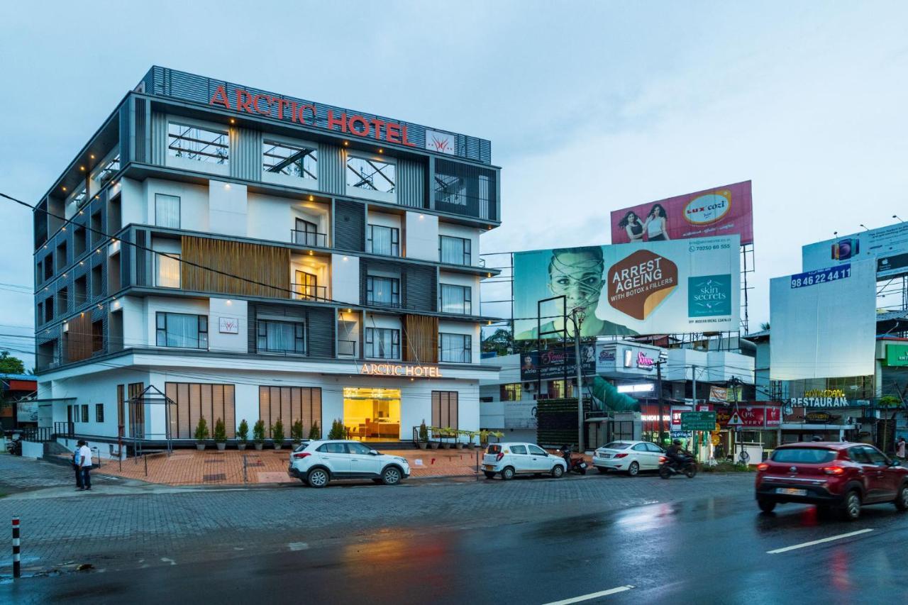 Arctic Hotel Kochi Екстер'єр фото
