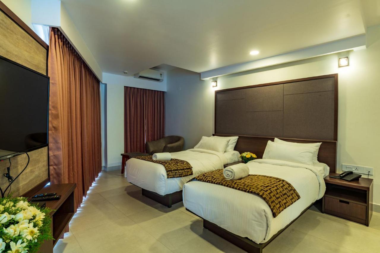 Arctic Hotel Kochi Екстер'єр фото