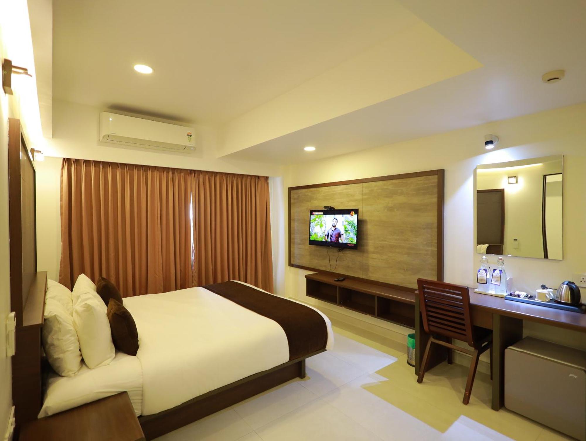 Arctic Hotel Kochi Екстер'єр фото